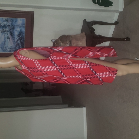 Crown & Ivy L sleeveless plaid tunic deep side slits - Picture 6 of 6